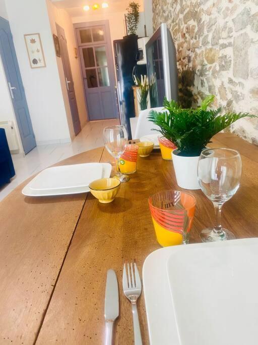 Appartement Neuf Cosy Centre Ville Quartier Haut แซ็ต ภายนอก รูปภาพ